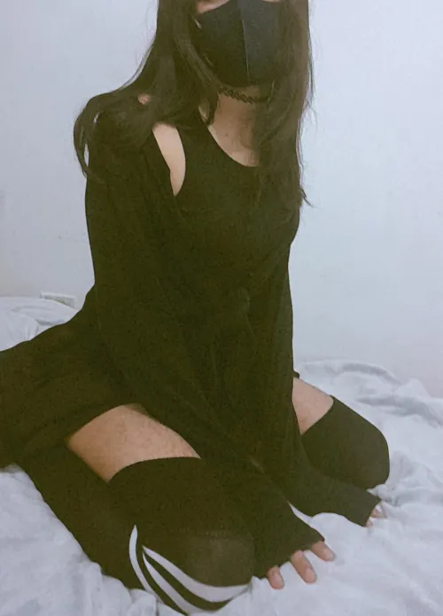 Que me harías si estuviera así en tu cama? 😈