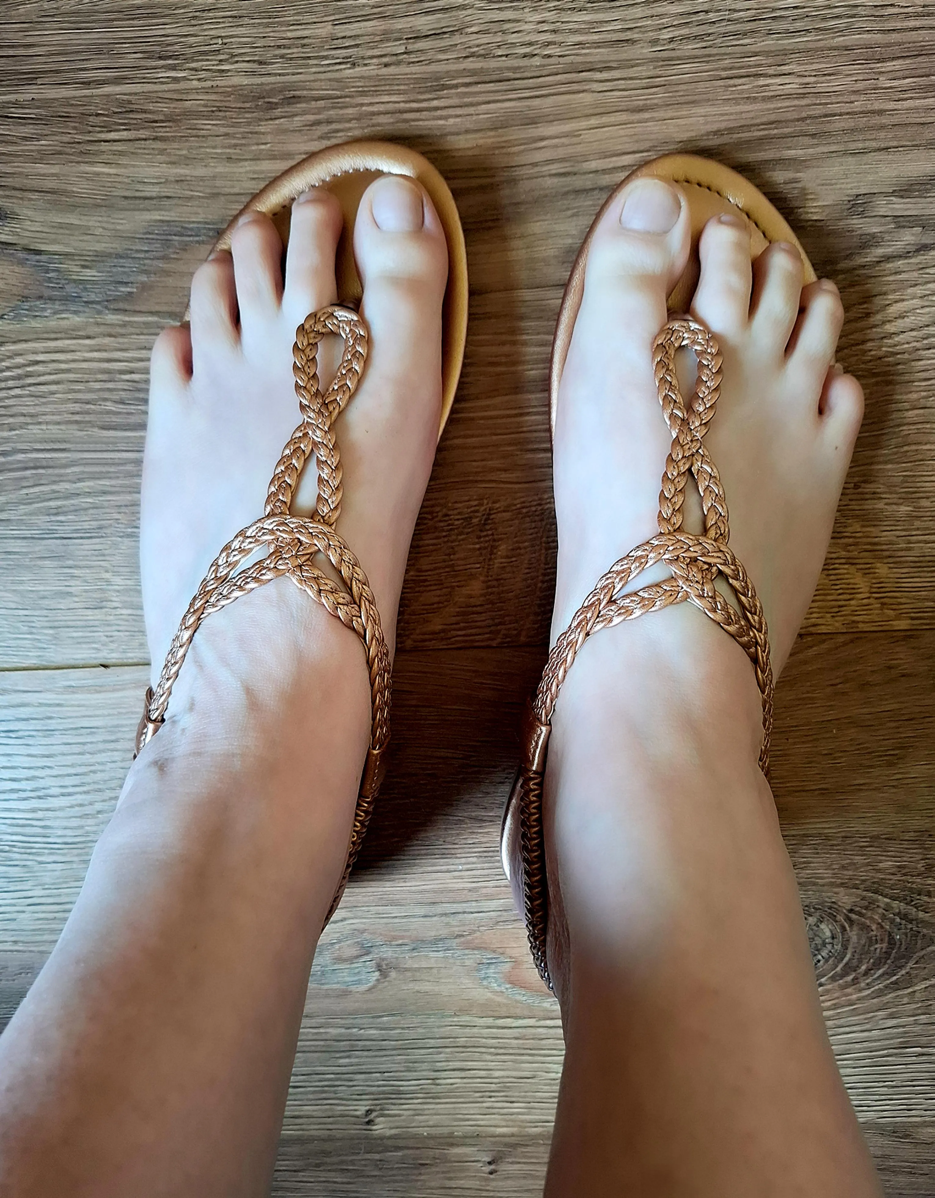 These flip-flops get them so sweaty and stinky