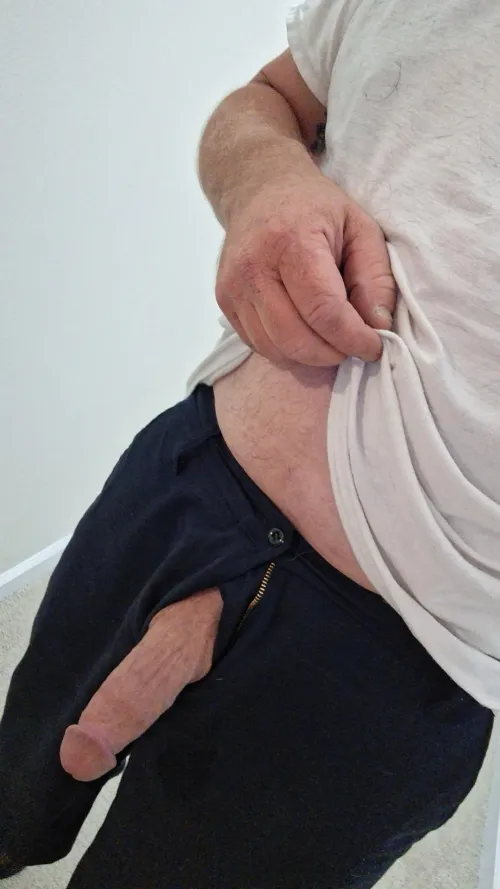 43M4F Mooresville or nearby