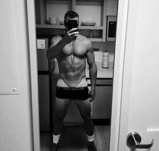 (48) new addition to the divorced dad pool.