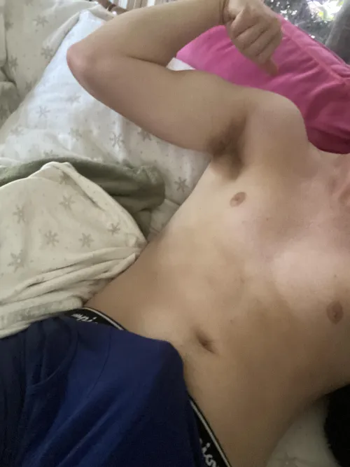 bust a load in my thicc pits