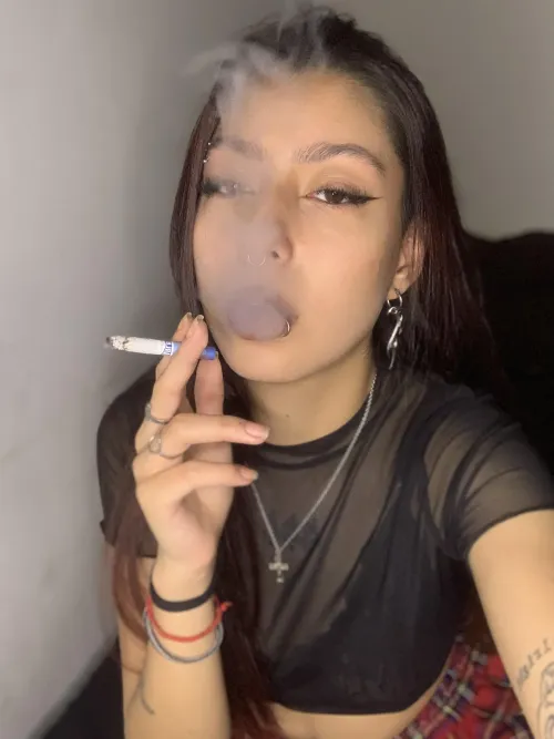 Can we smoke and fuck?!?😉