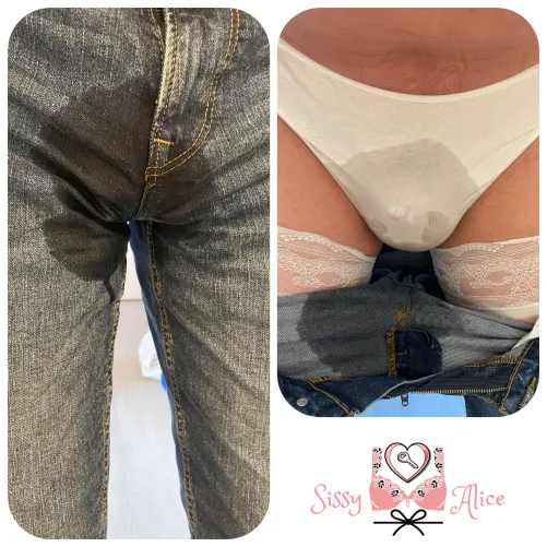 Didnt quite make it to the toilet, going to be in SOOO much trouble when Daddy finds out 🫣😬