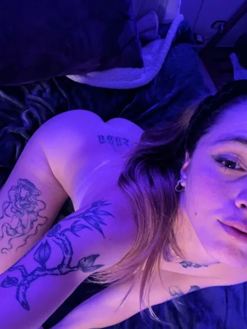 [F]4[M] 20 – Orlando – i act innocent in public. the rest is for private 😏