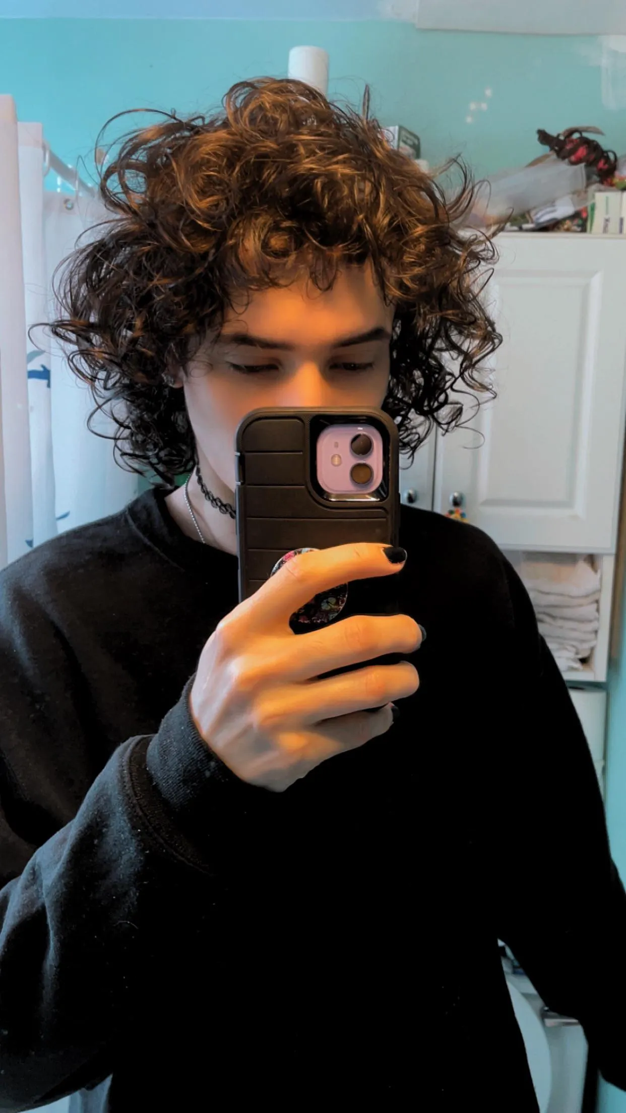 Fluffy Haired Twink 🧸🖤