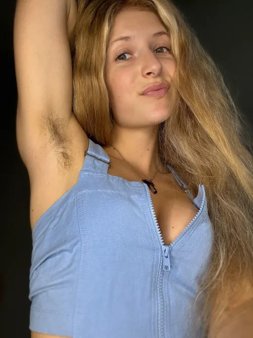 Hairy armpits: The perfect way to start your day, am I right?