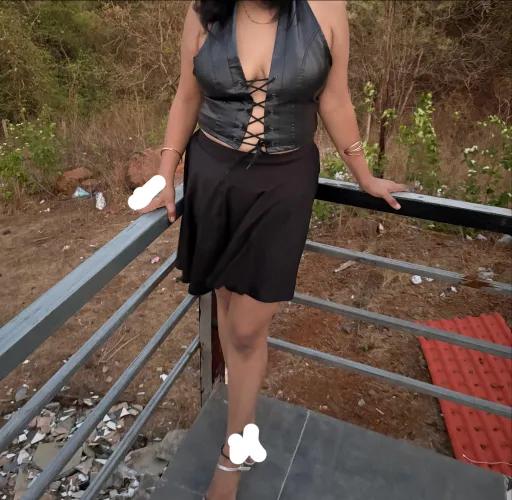 In kharadi till 3 pm anyone with place & big pockets try us 🍻