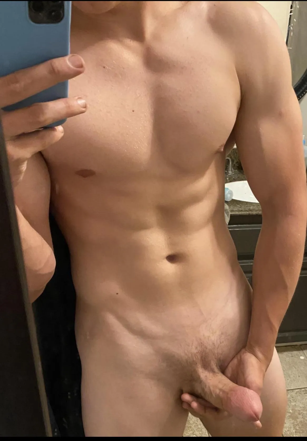 M4F 510 richmond/San Pablo