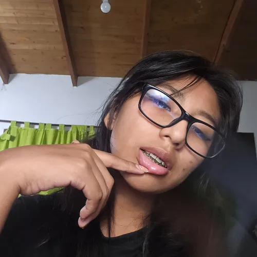 photo before brushing my teeth