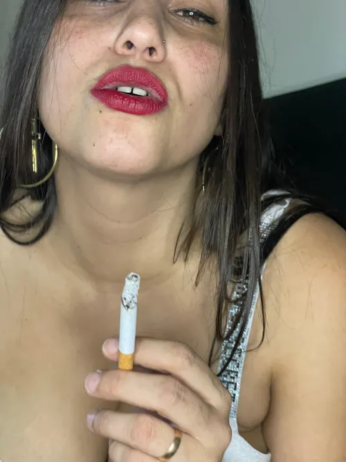 Red lips and cigarette 🫦💋 my favorite combination 🚬💨