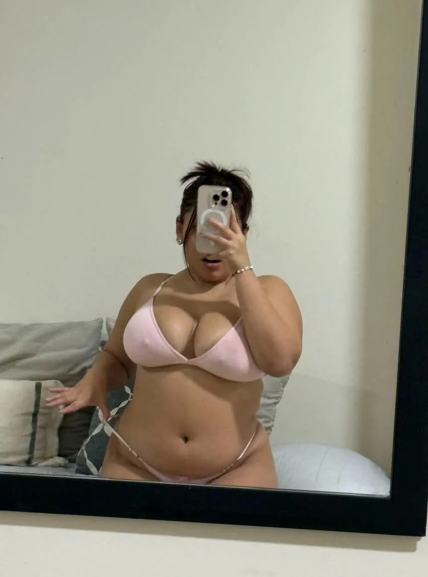 Who says chubby girls can't be incredibly horny? Let me prove them wrong ;)