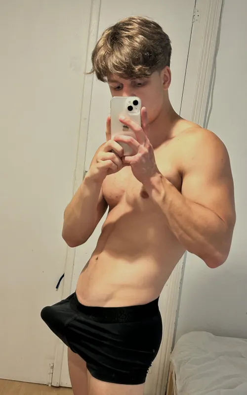 Would you let a gym bro drain your balls?