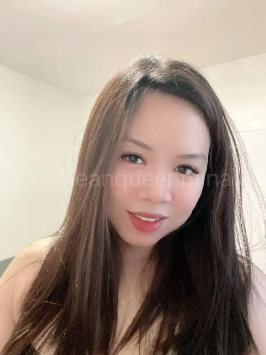 Keep contributing for my simple and happy luxury life 🥰. Don’t stop and don’t let my pretty smile fade 🤍