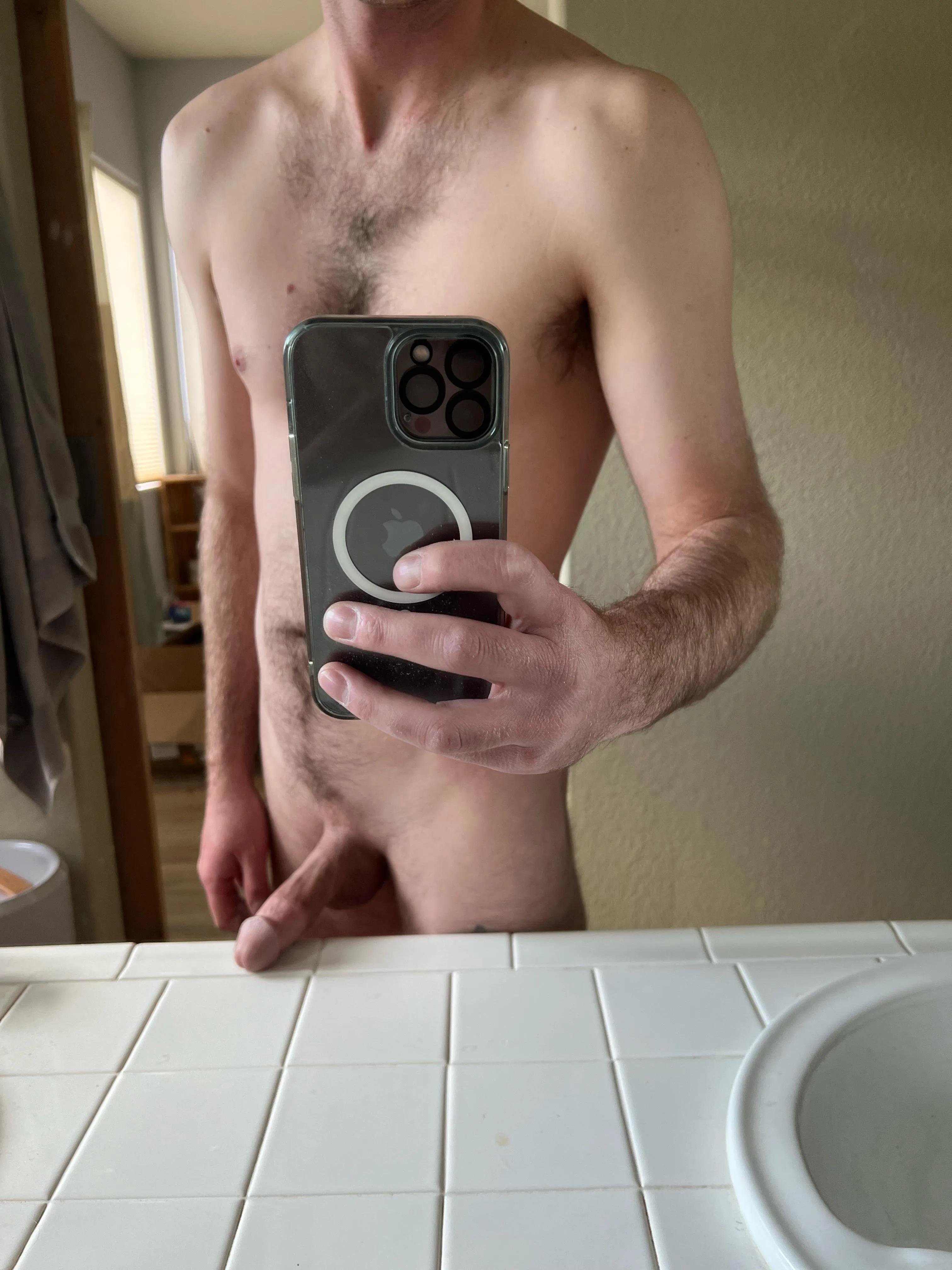 Looking - [M4F]