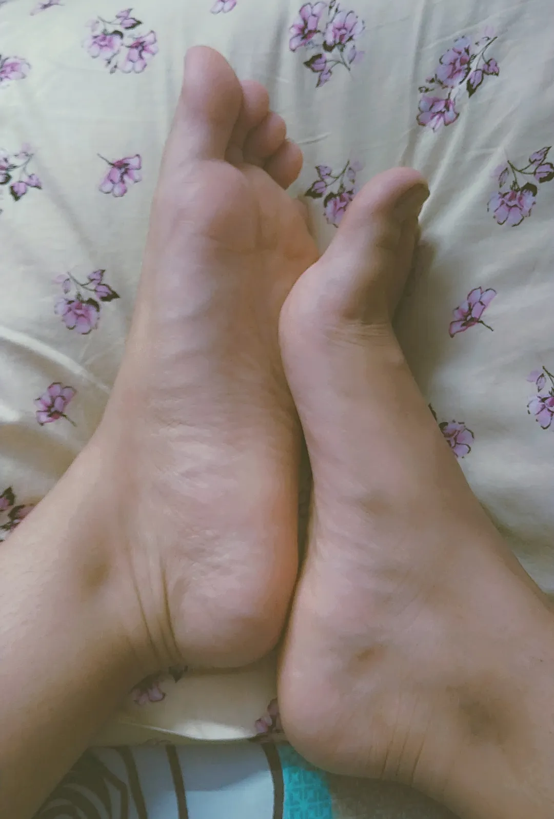Open your wallets and beg mommy for a taste of her pretty pink feet