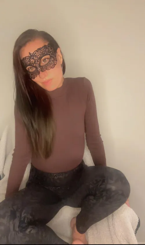 Should I fuck a random redditor who reacts to this