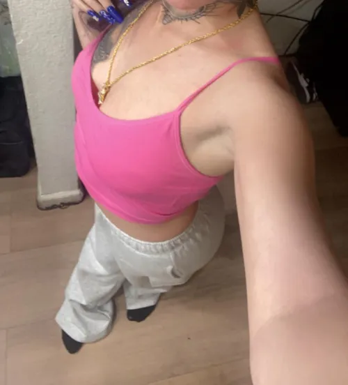 19 [F4M] looking to meet up today, can’t host down for CarPlay?