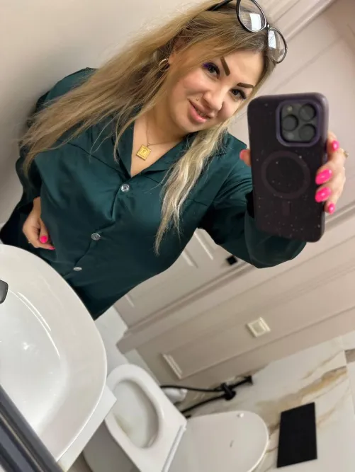 Do I look good in green?