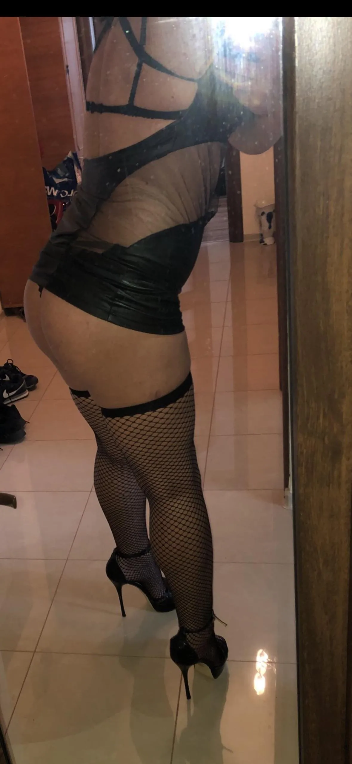 Horny 31 trans sissy girl home alone tonight and looking for handsome men! Dm me or sc cass7557