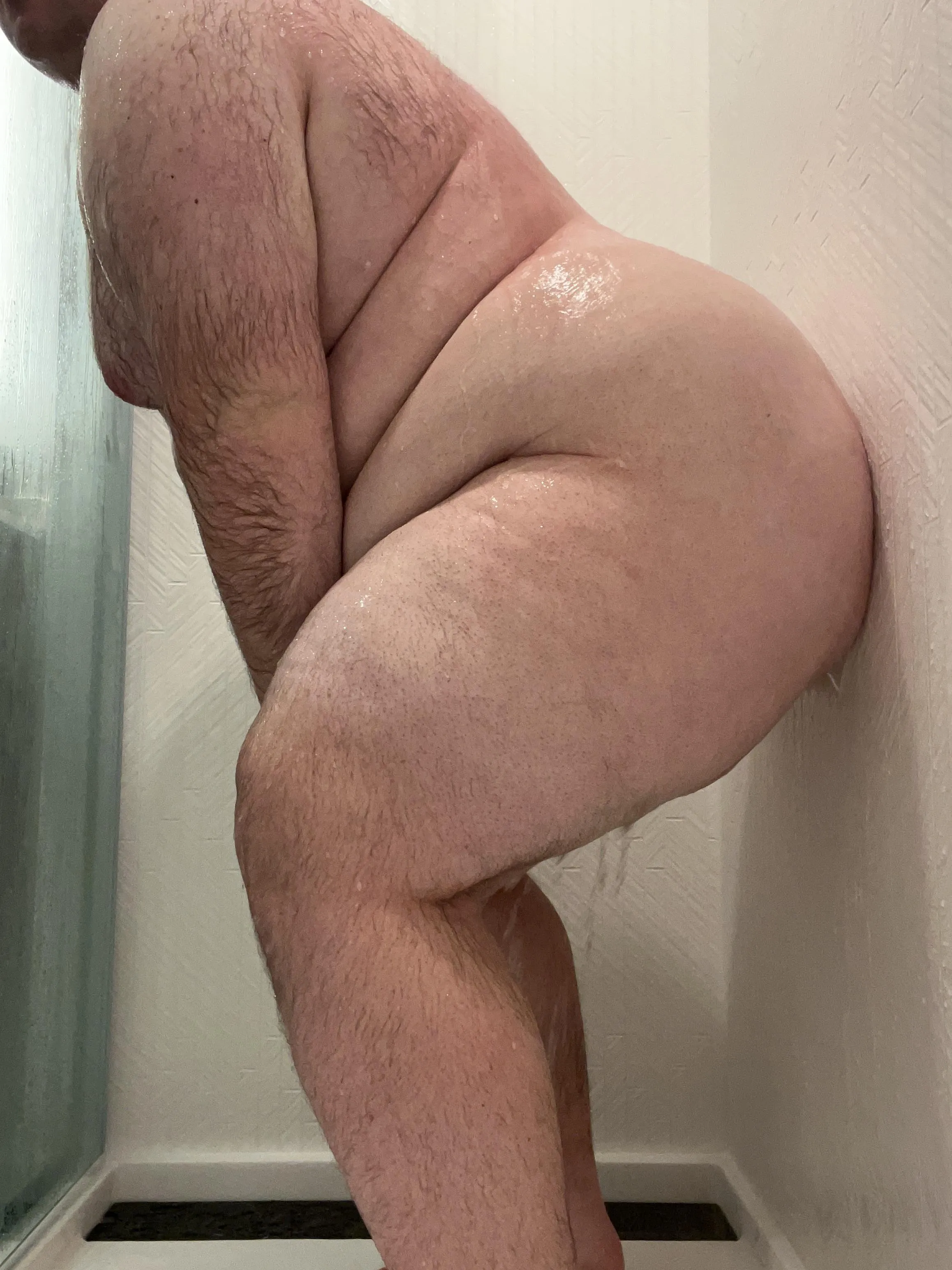 Norwood big booty chub looking to give slow sloppy head 😈