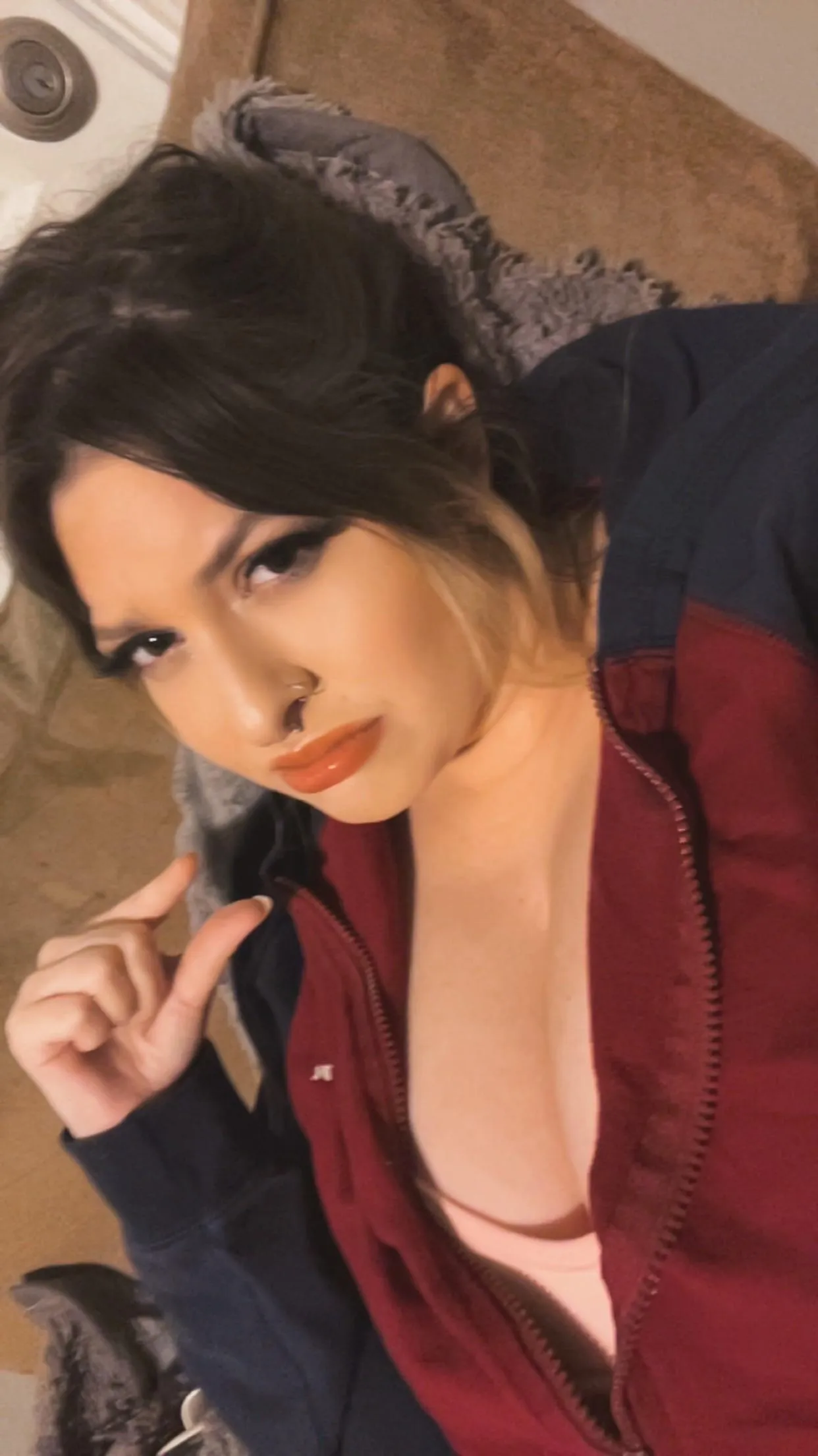 Waiting for you beta losers to play with tonight, drain games or humiliation? 😏