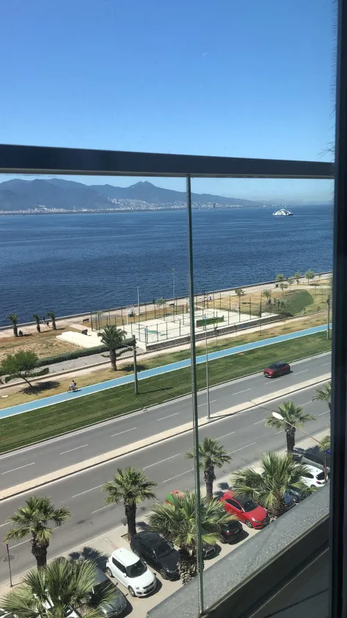 Ev boş kim gelmek ister?🔥🔥😛😛😅😅