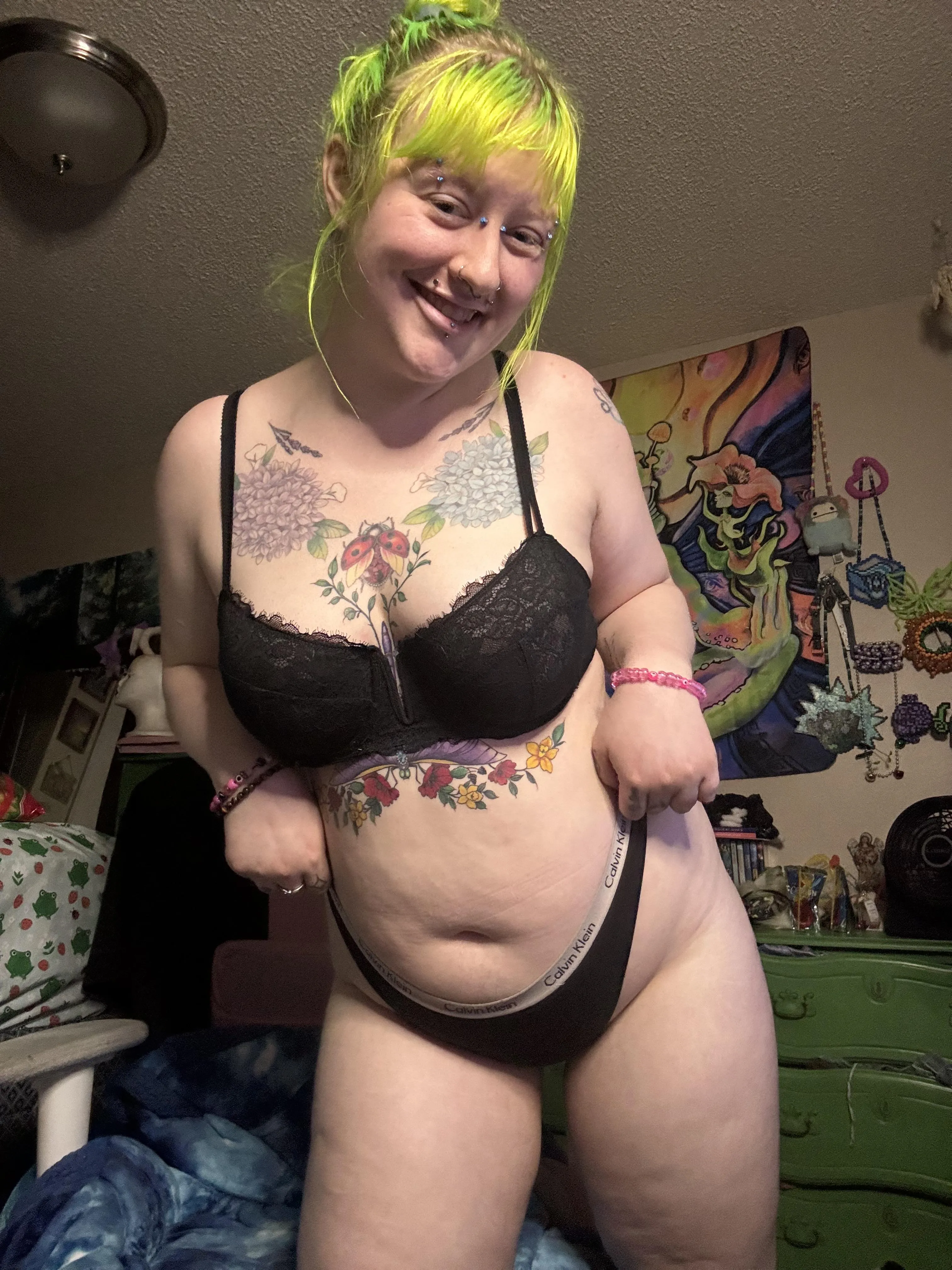 I forgot to do my makeup but whatevs 🤷‍♀️