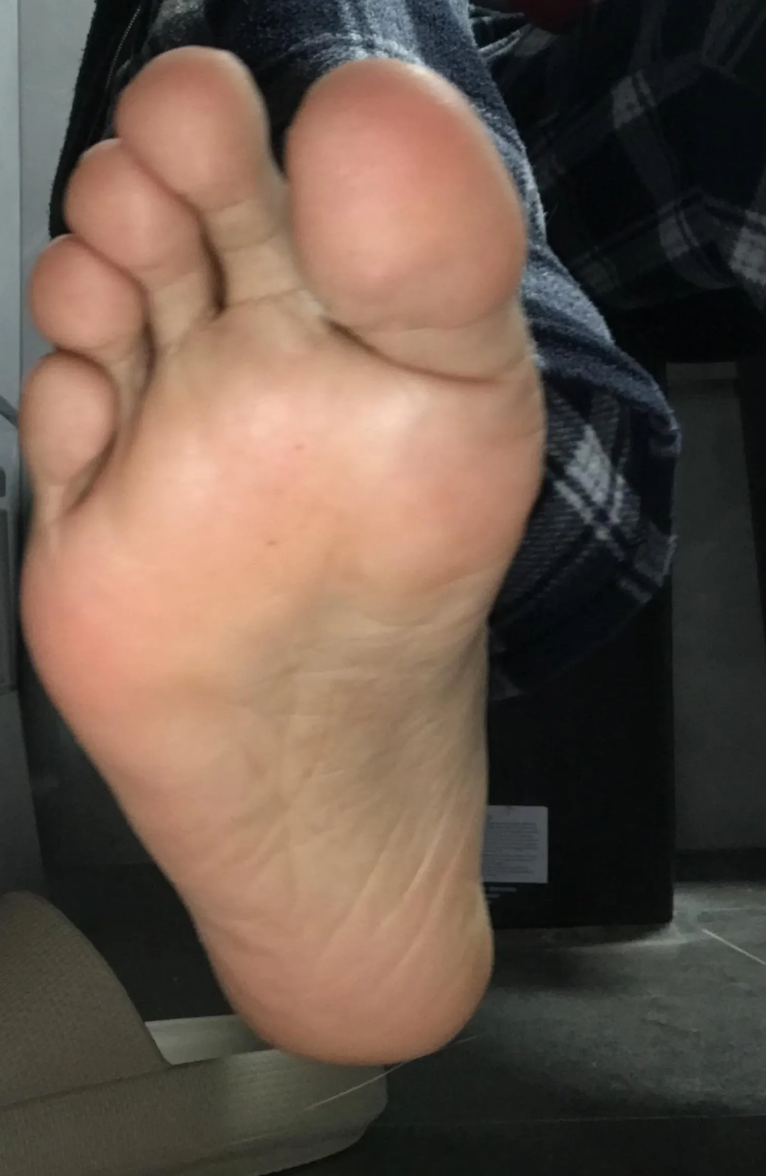 Link in bio-custom pics