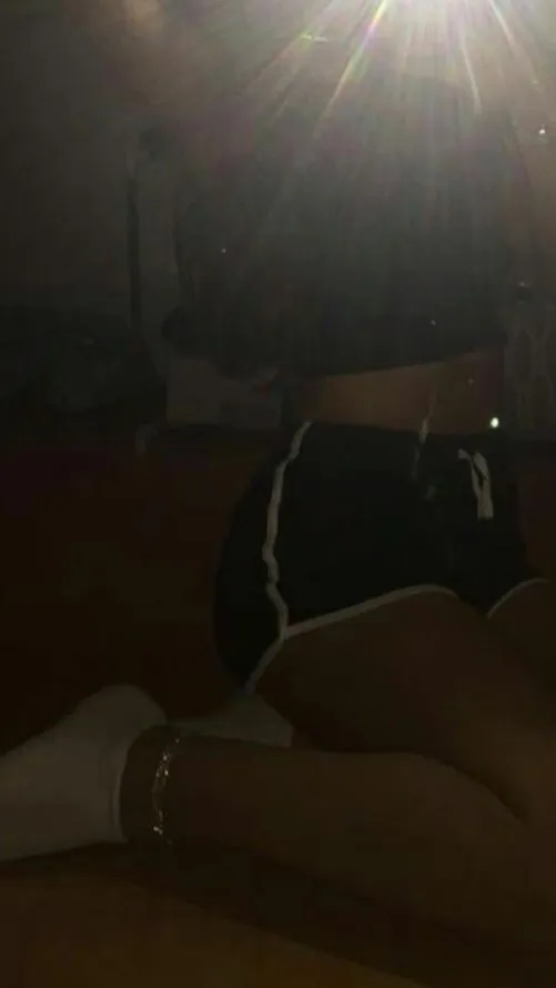 Looking for fwb preferably black