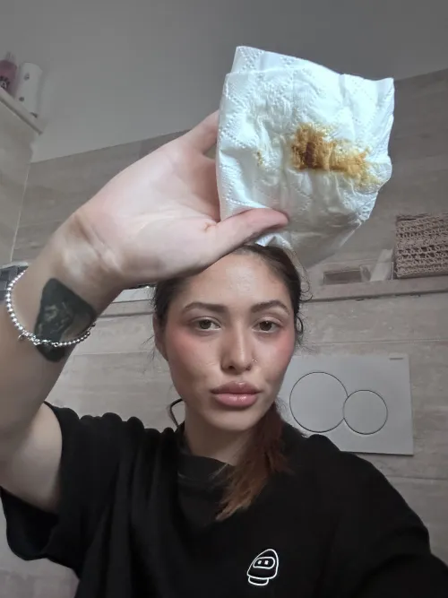 Customs and premades. I have Telegramm @AttiblitzSofy