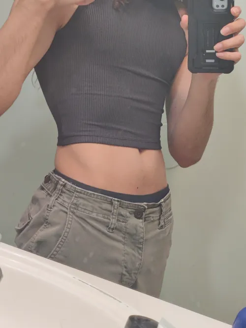 Cute 18M looking for a dominant woman or cute femboy