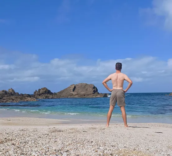 Deleted the nude version :(