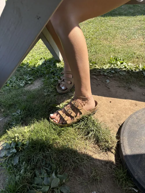 Do you like the foot chain hiding under my birks?