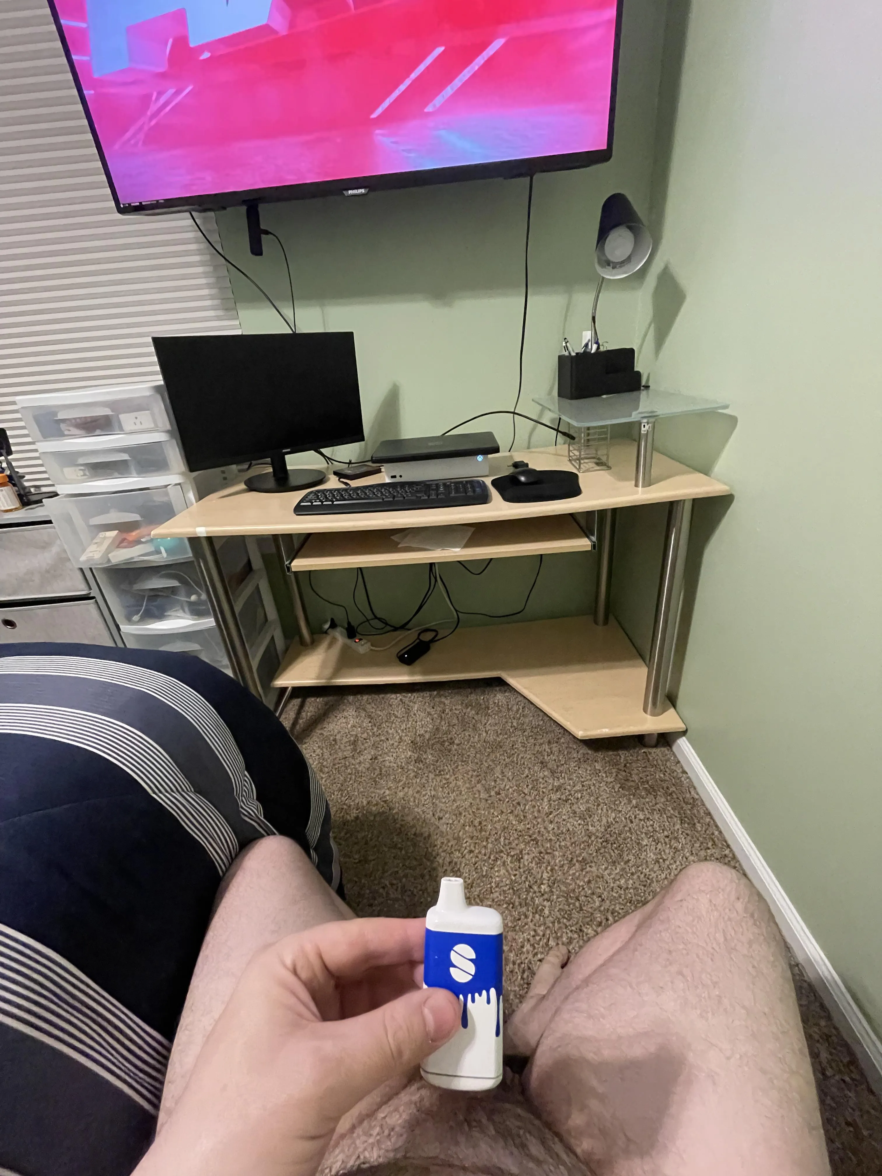I love getting my [wpc] out when I relax with tv… anyone 420 friendly?