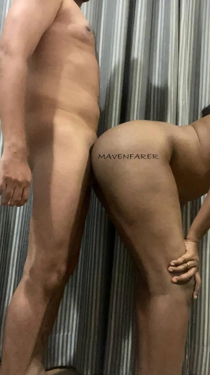 I love how all the girls a move their body. And when you move your body, gonna move it nice and sweet, and sexy, 'right?
(M) Kochi in search of same vibe souls. (F, C)