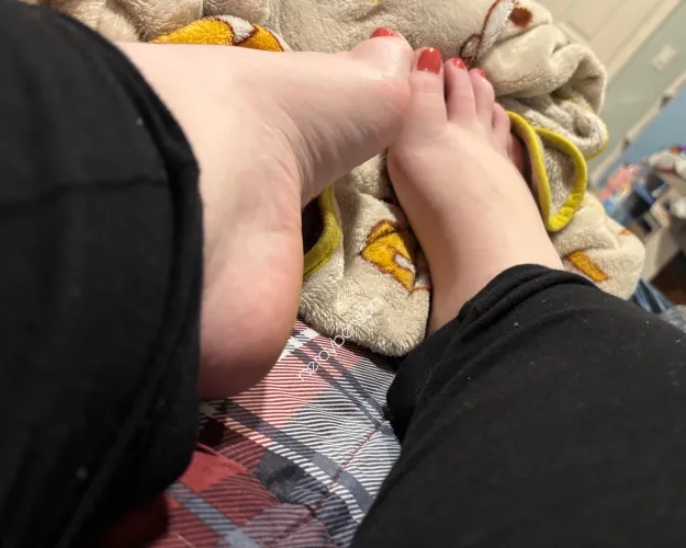 I need something other than water to make them wet 😉