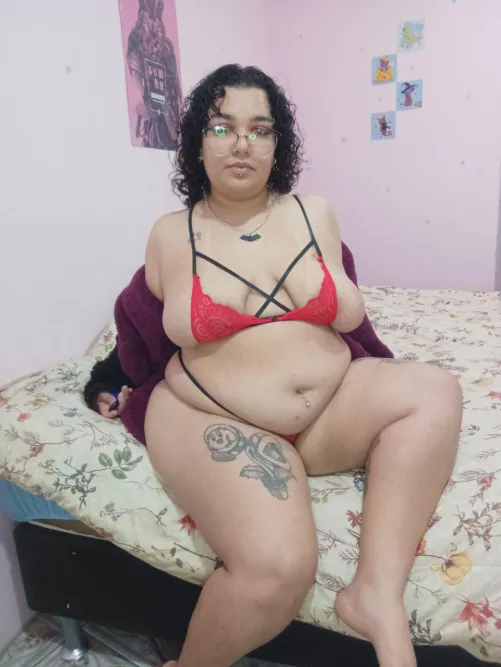 I think this lingerie is a little small for me... 😏