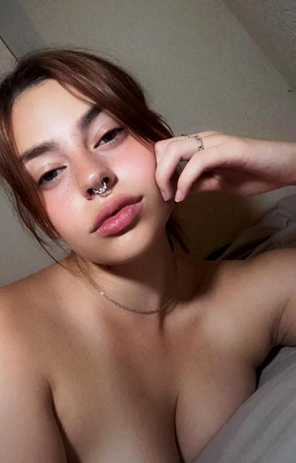 i'm a woman who knows how to please a man