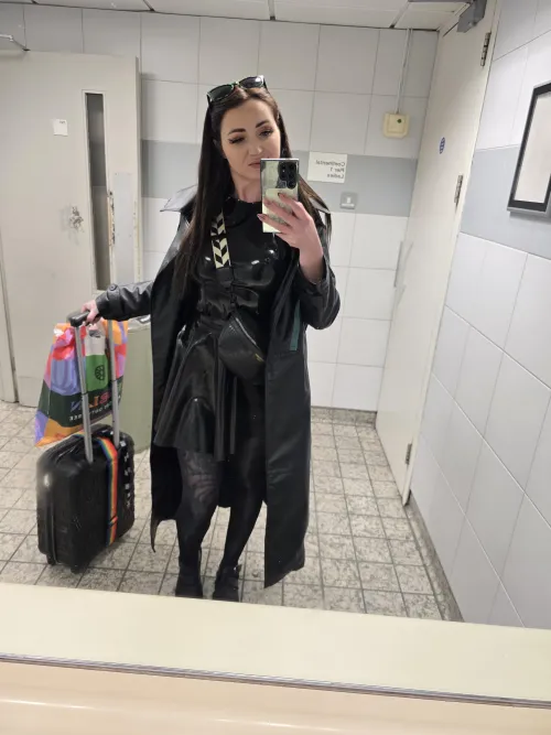 On my shiny travels through the airport