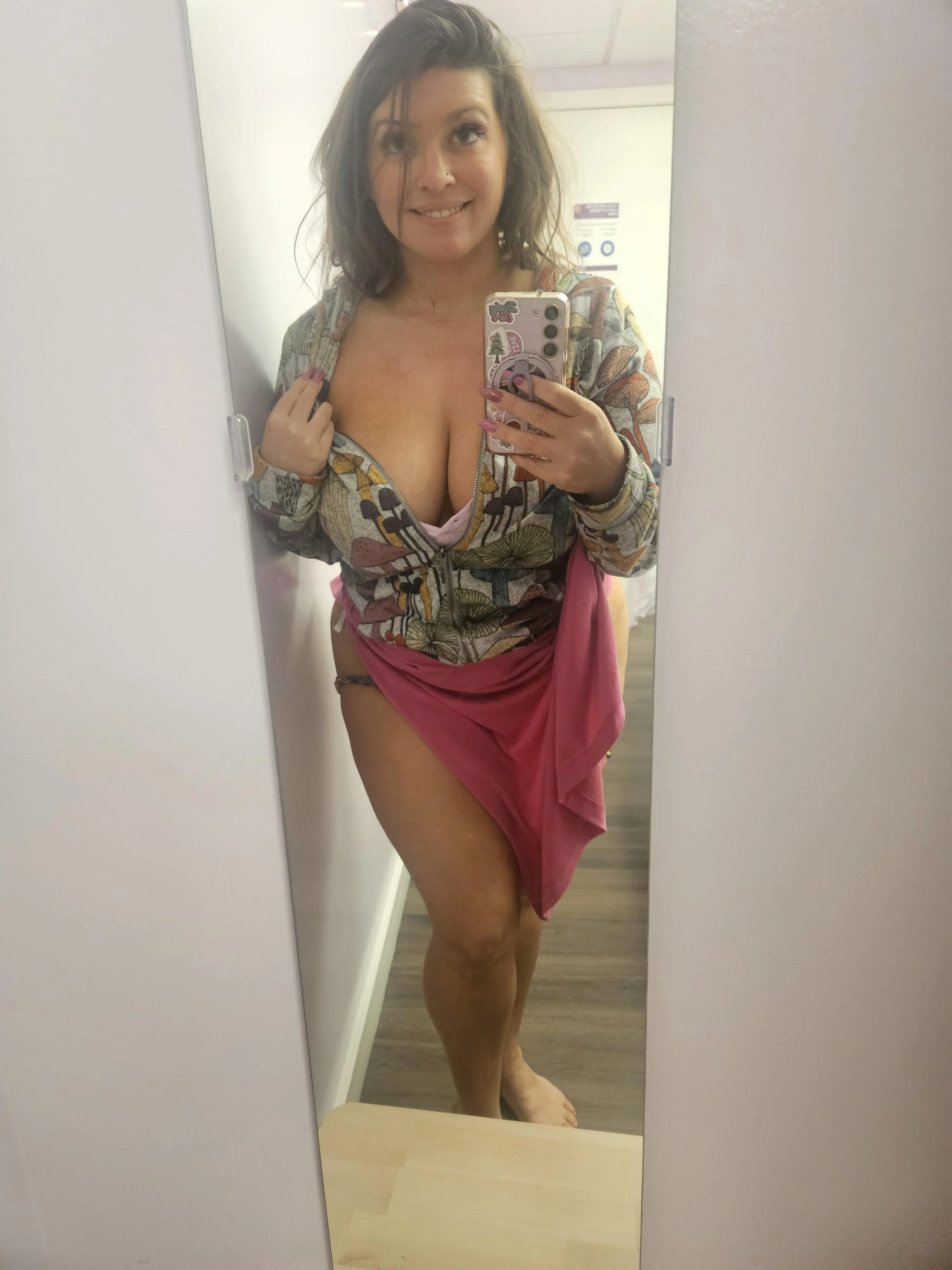 This thick MILF needs some discipline