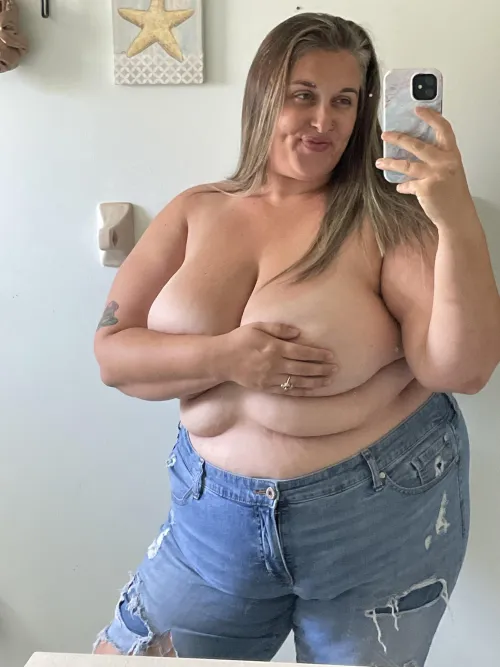 I want you to tell me your age if I’m your type 🫦