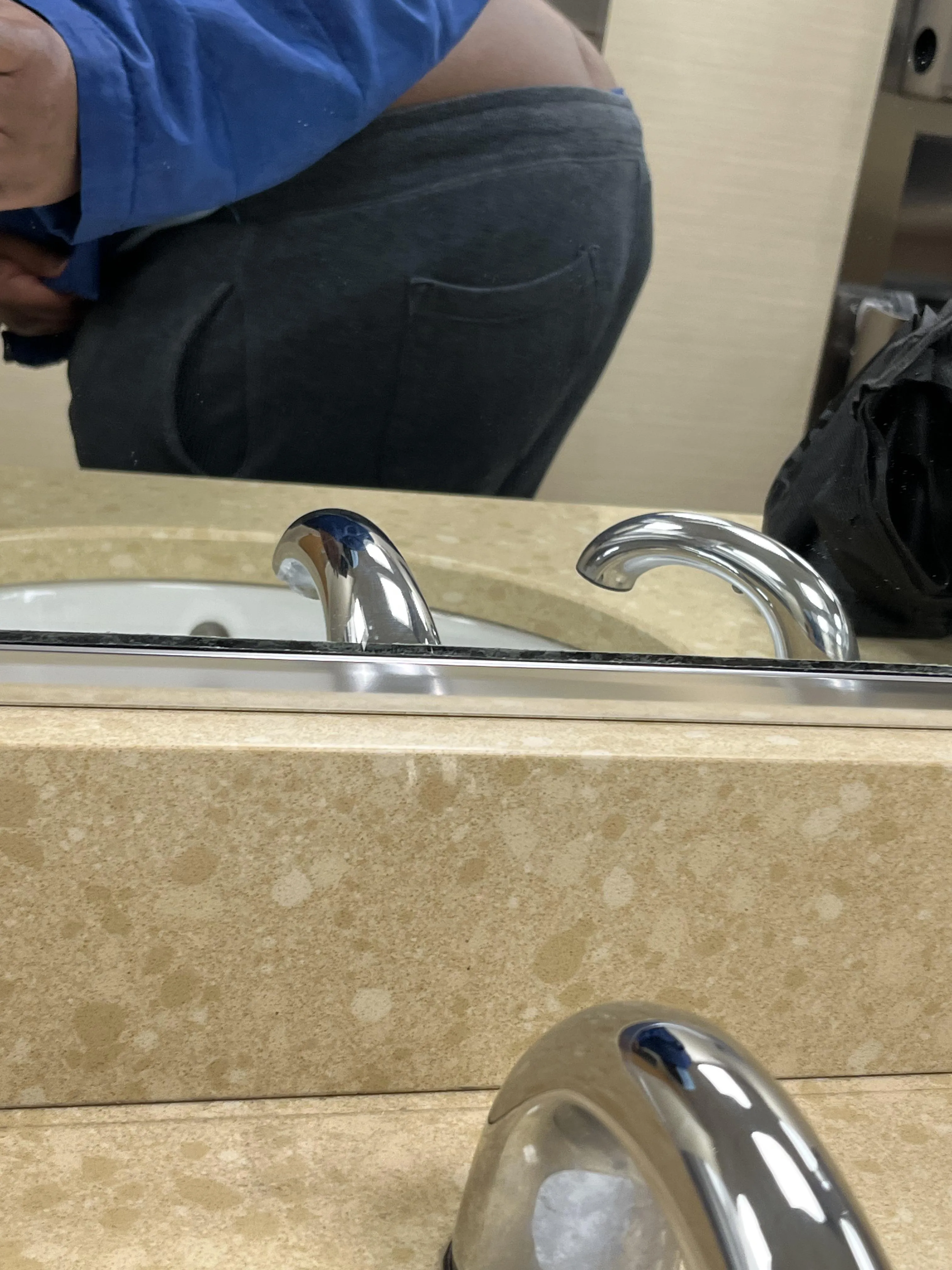 It can’t stay in my pants 😜💦