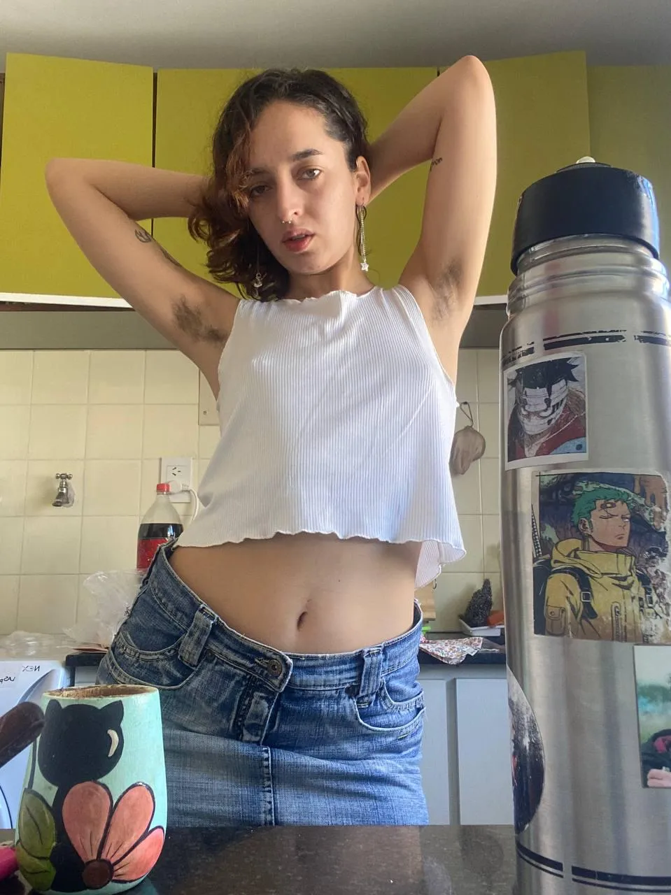 It's so hot today... Come smell my stinky pits