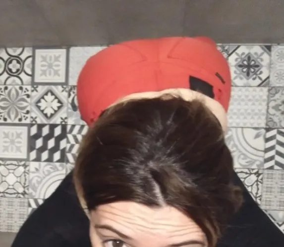 my whole body is craving for your attention🥵