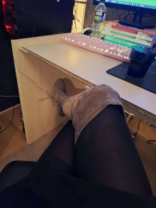 Would these overknee boots be good company with latex stockings? (I'm a CD'er)