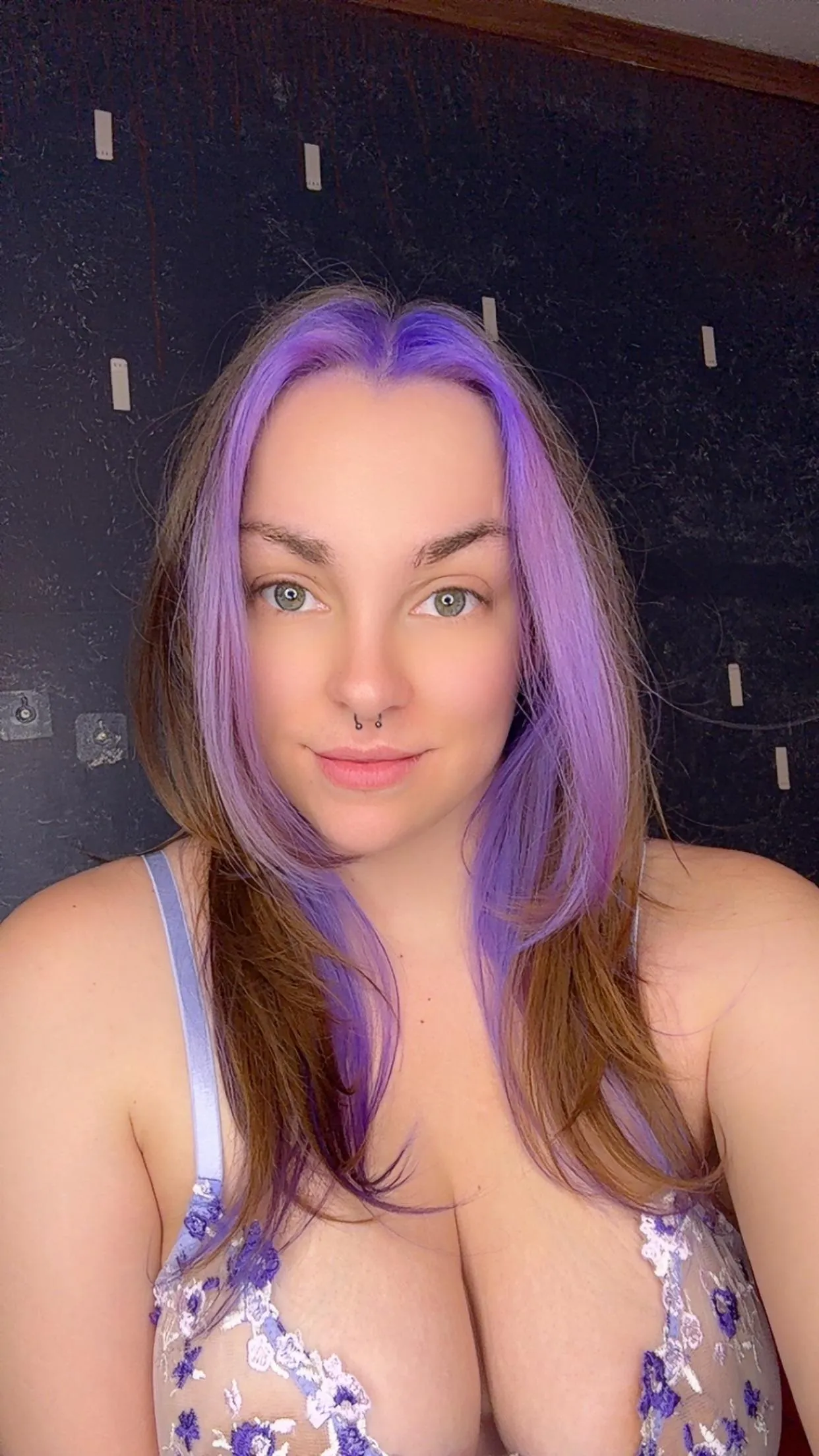 Cum and watch me play