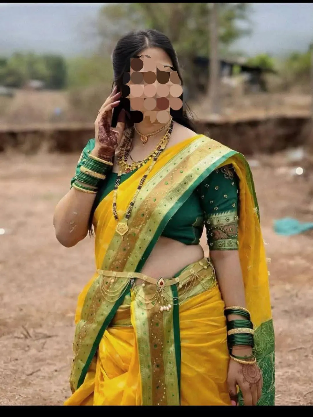 Koni ahe...jo wife par loyalty test karnar....but a professional person who done in the past.... seriously people only