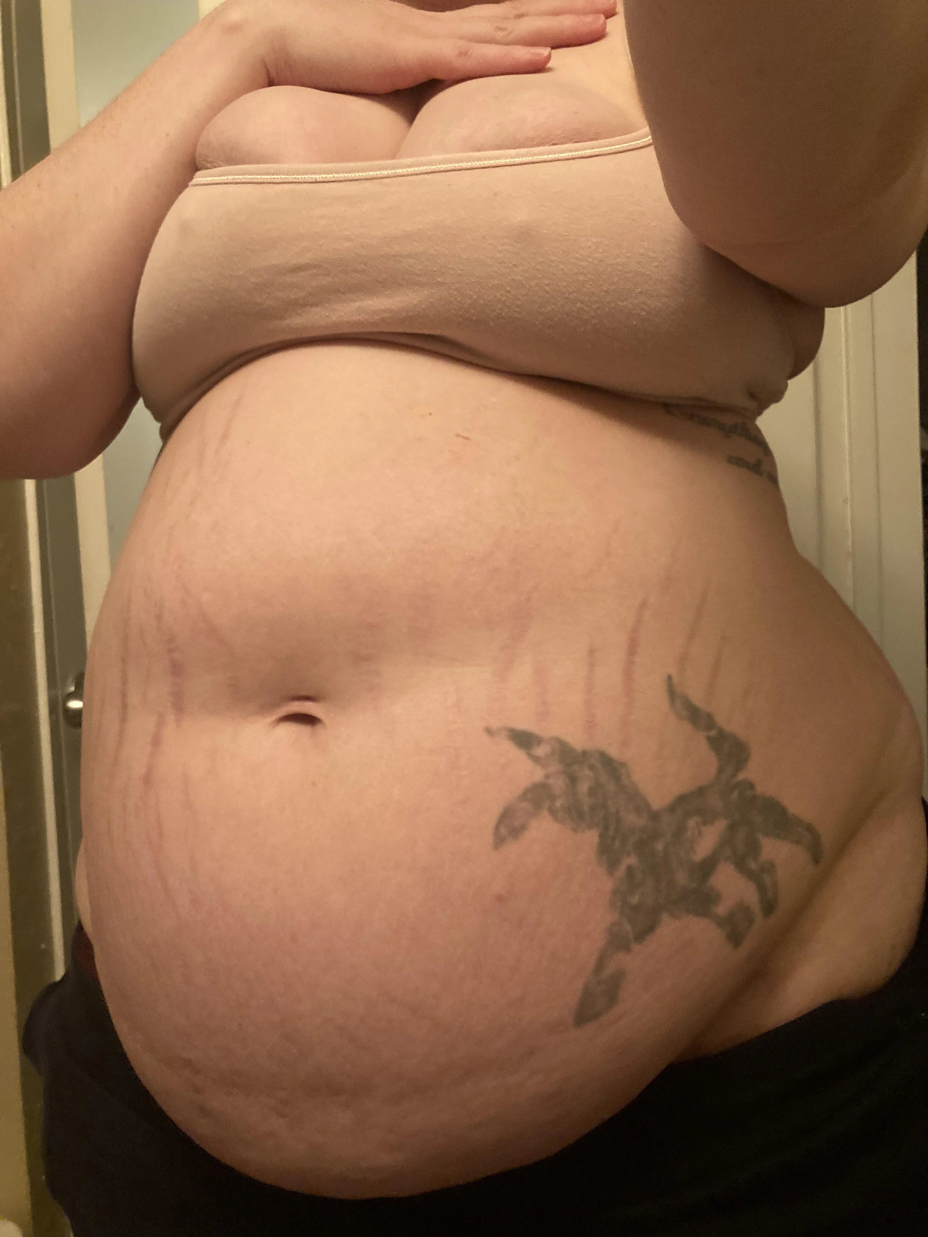 Looks like it’s beach ball weather ☀️🏝️