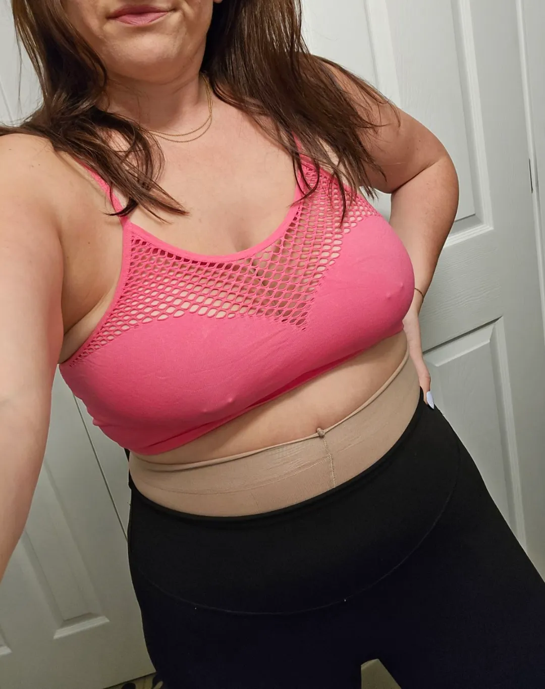 Milf at main st video at 715 tonight [recent std test is required] raw bjs only in Somerville ma[ will update with booth, look for scrunchie]