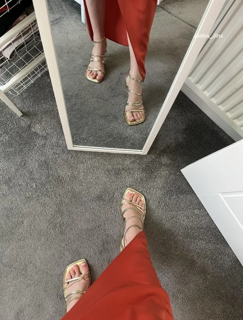 Pretty feet are perfect for dominating simps OC